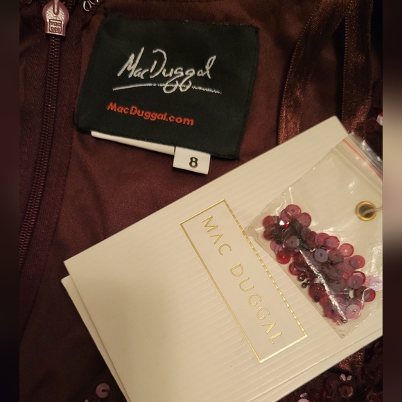 MAC DUGGAL 5510 Sequined Surplice Longsleeve Gown Mahogany Sz 8 NWT - Picture 7 of 10